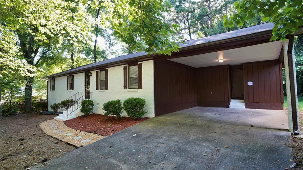 5521 E Wind Dr., Lilburn, GA 30047