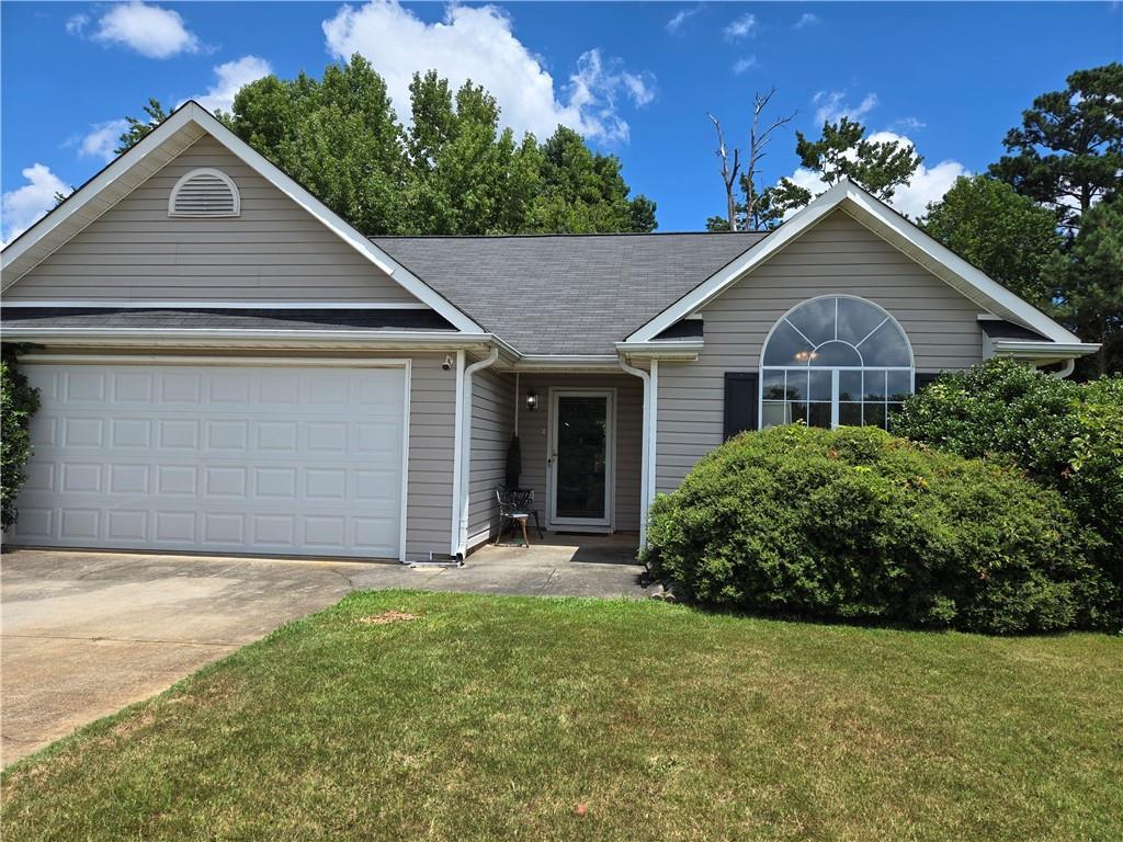 1770 Live Oak Ln., Hampton, GA 30228