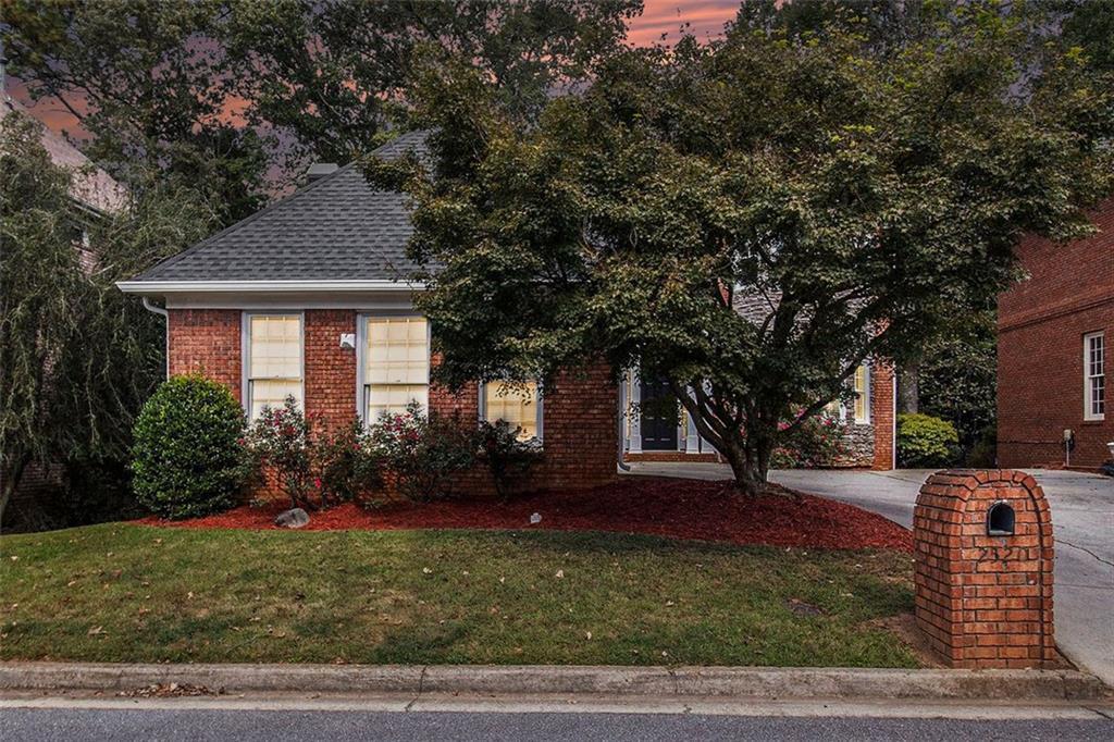 2520 Summeroak Dr., Tucker, GA 30084