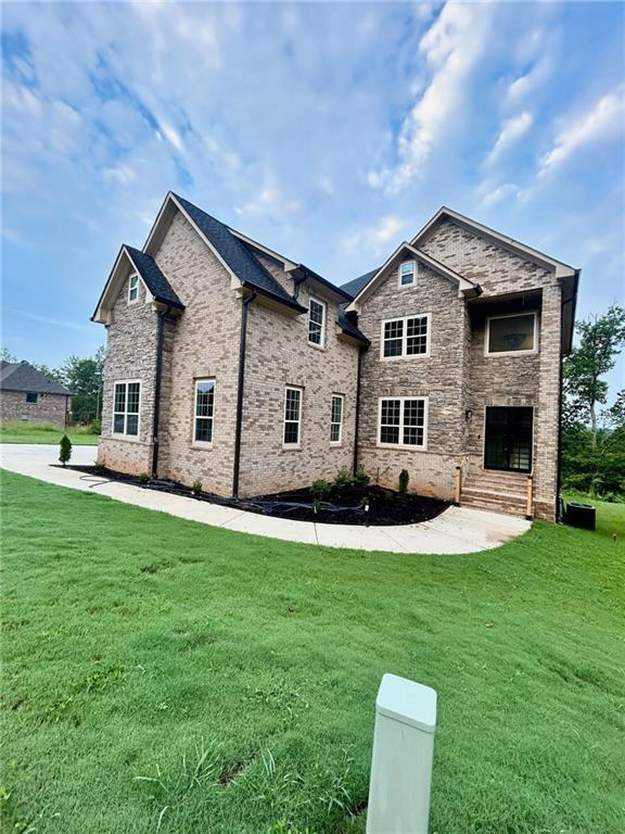 5618 Livesage Dr., Atlanta, GA 30349