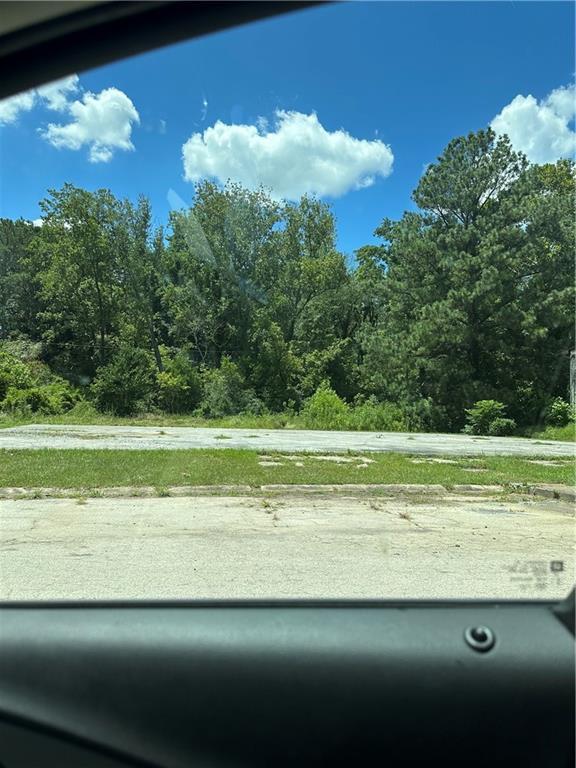 6625 Old Singleton Ln., Clarkston, GA 30021