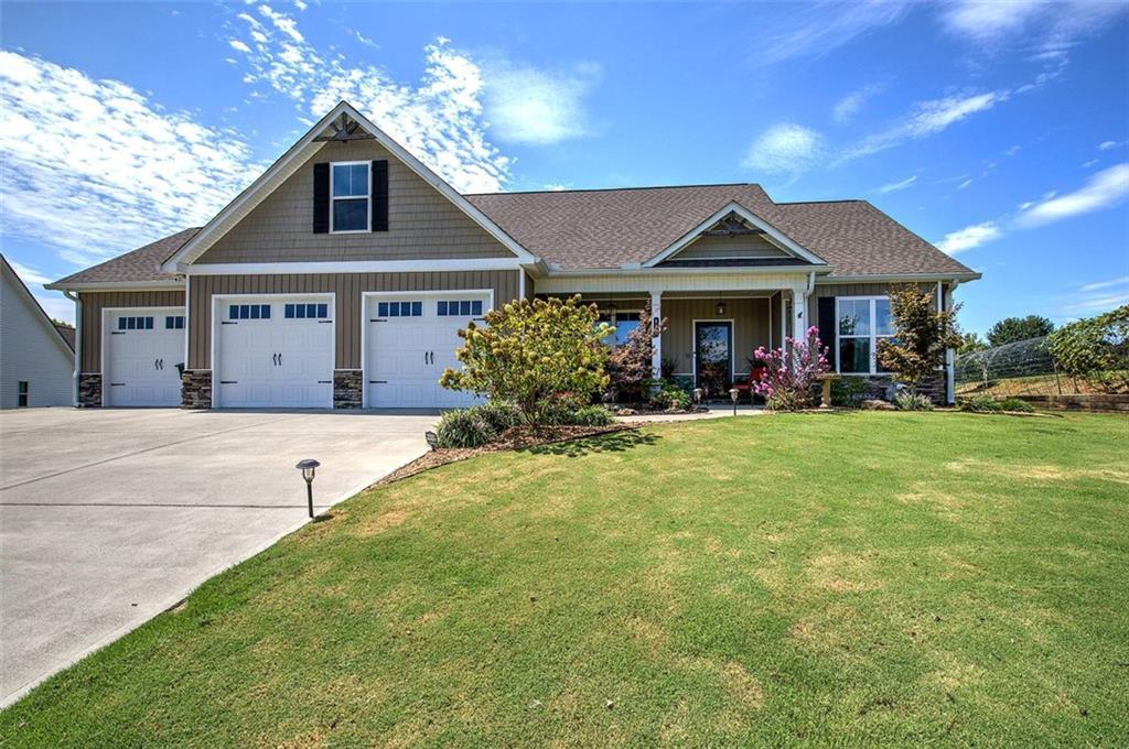 127 Alex Ct., Calhoun, GA 30701