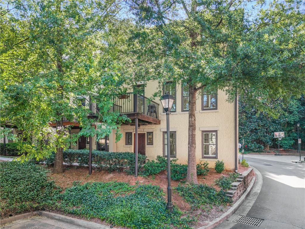 102 Knob Hills Cir., Decatur, GA 30030