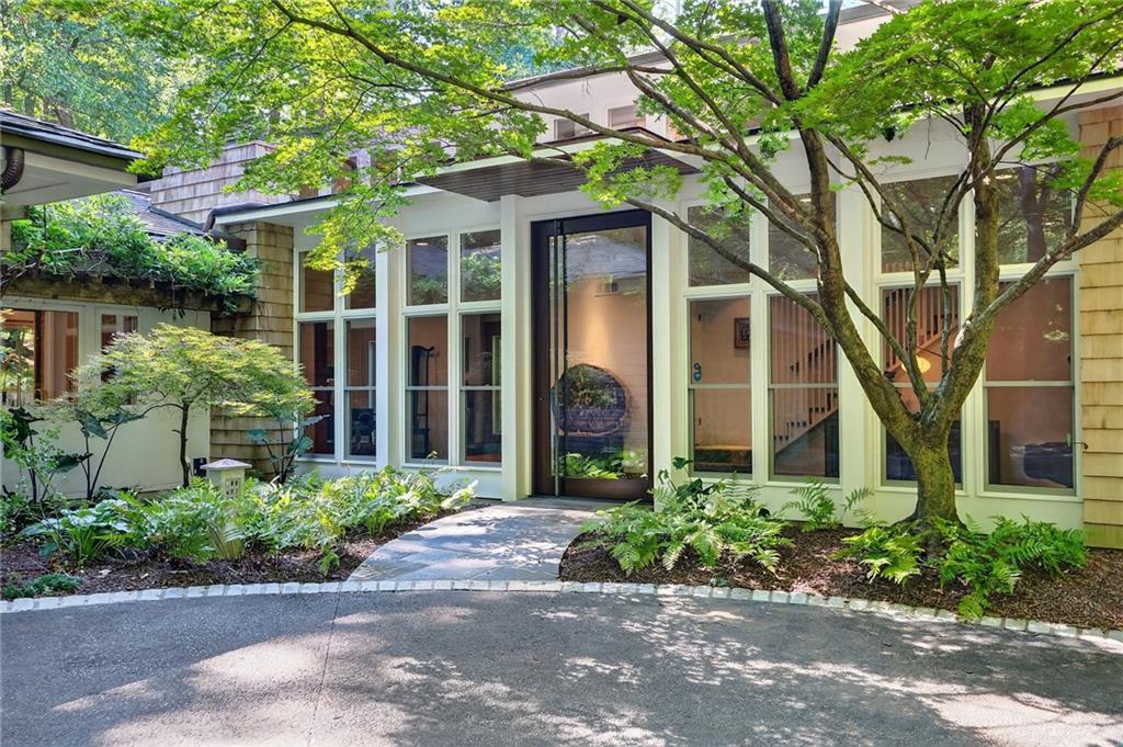 3033 E Pine Valley Rd., Atlanta, GA 30305