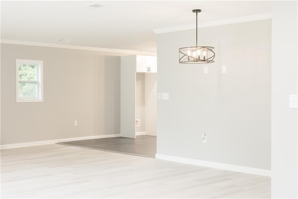 4786 Bartlett Rd., Forest Park, GA 30297