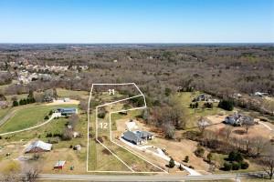 Dee Kennedy Rd., Auburn, GA 30011