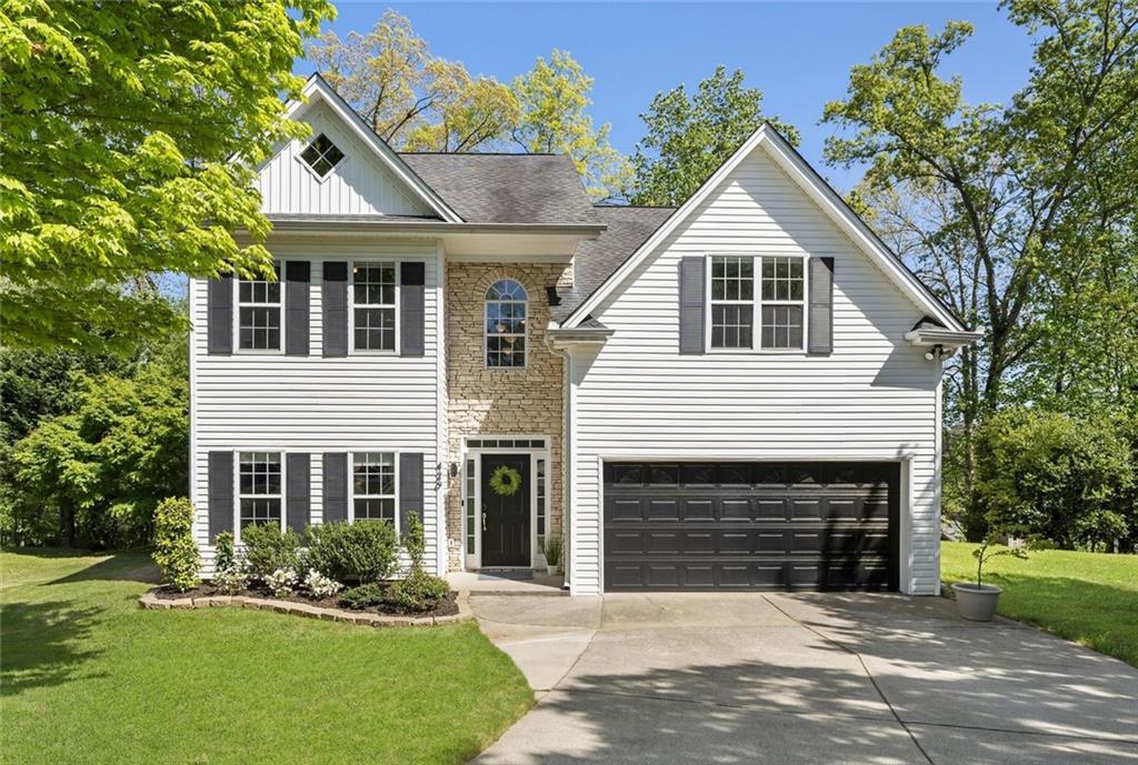 429 Tannenhill Pl., Sugar Hill, GA 30518