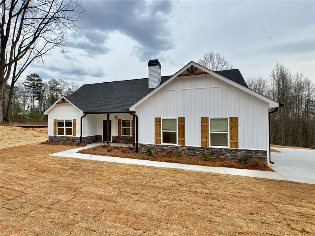 729 Dortch Rd., Eastanollee, GA 30538