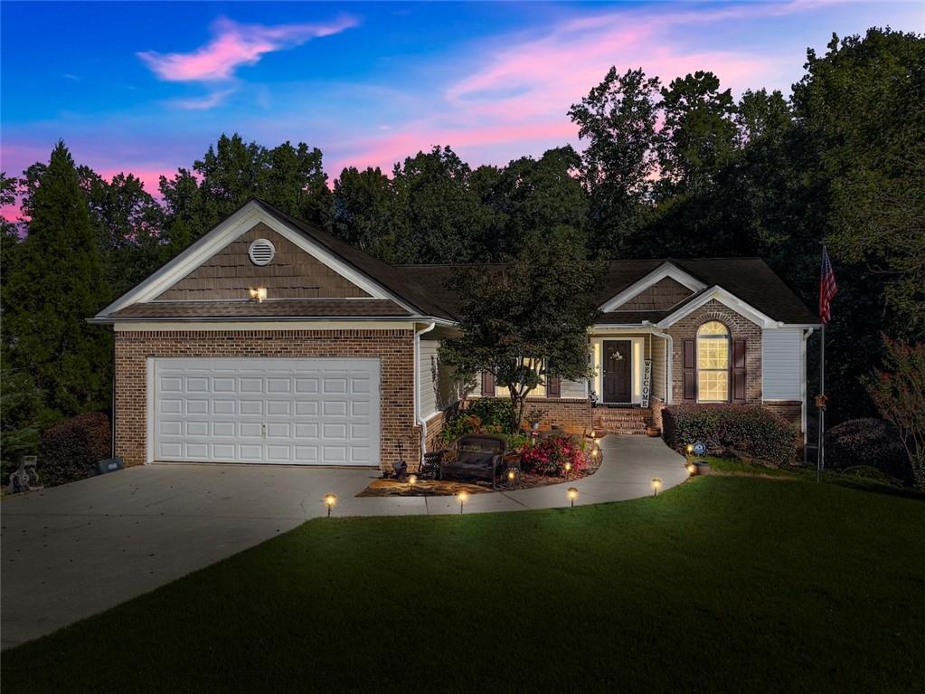 1147 Bradford Park Dr., Auburn, GA 30011