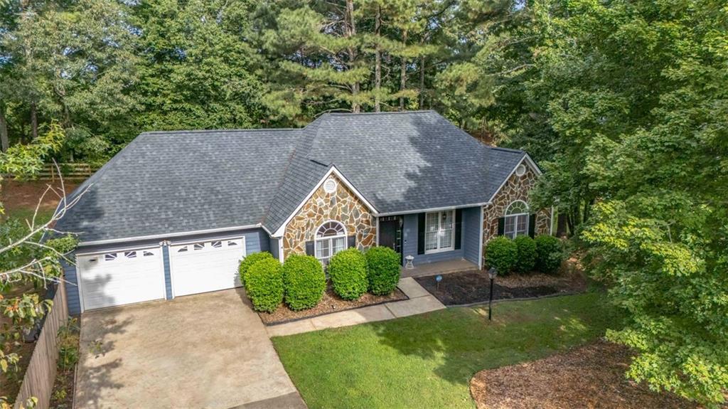 305 Eagles Nest Cir., Carrollton, GA 30116