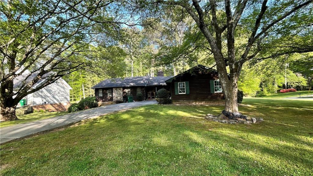 1398 Swift Creek Ln., Lithonia, GA 30058