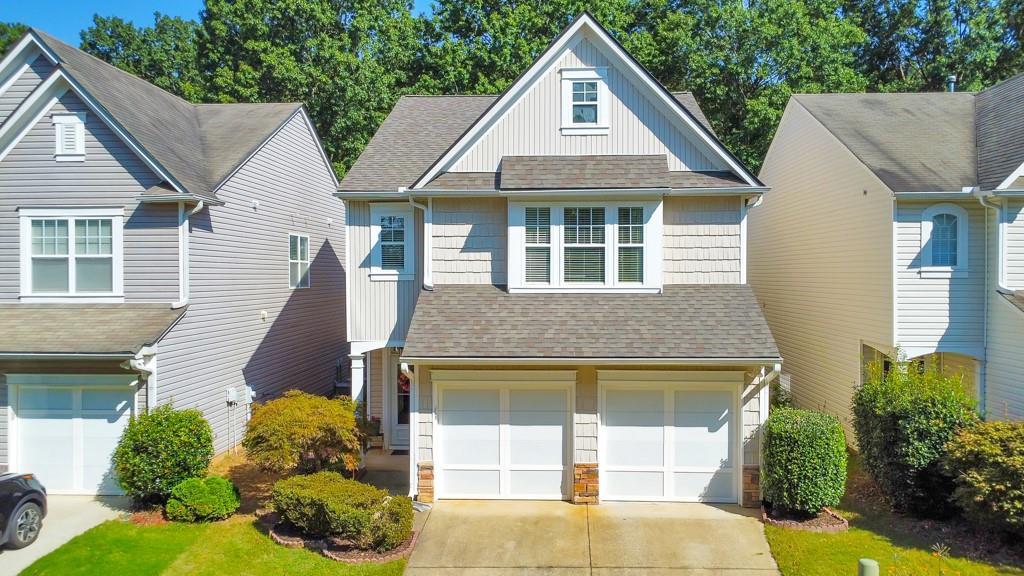 305 Barberry Pl., Canton, GA 30114