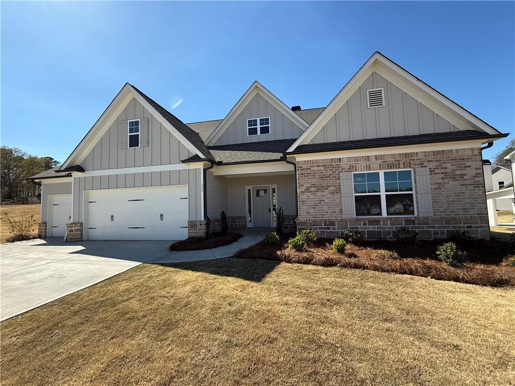 111 Cherokee Rose Ln., Hoschton, GA 30548