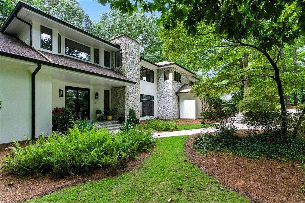 5410 New Wellington Close, Atlanta, GA 30327