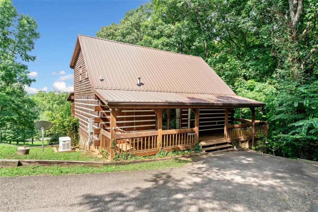 77 Long View Ln., Ellijay, GA 30536