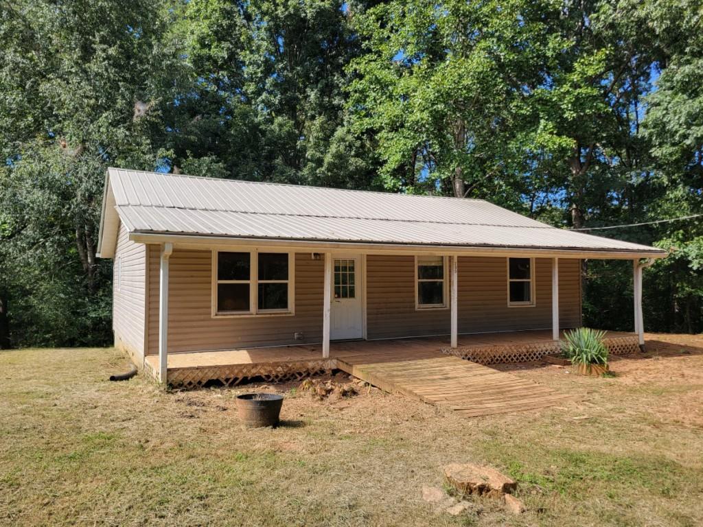 290 Silver Fox Dr., Dawsonville, GA 30534
