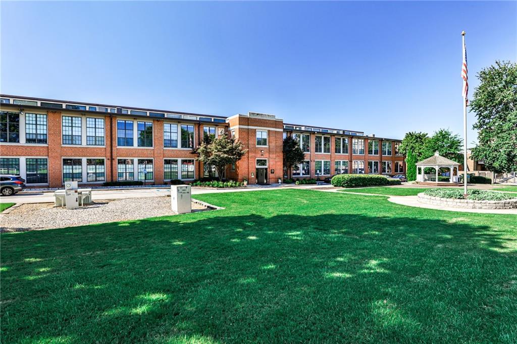1261 Caroline St. #206, Atlanta, GA 30307