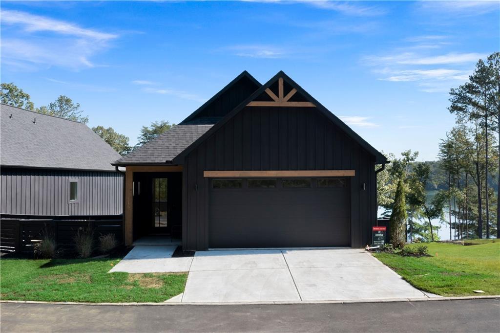 132 Marina Parc Dr., Waleska, GA 30183