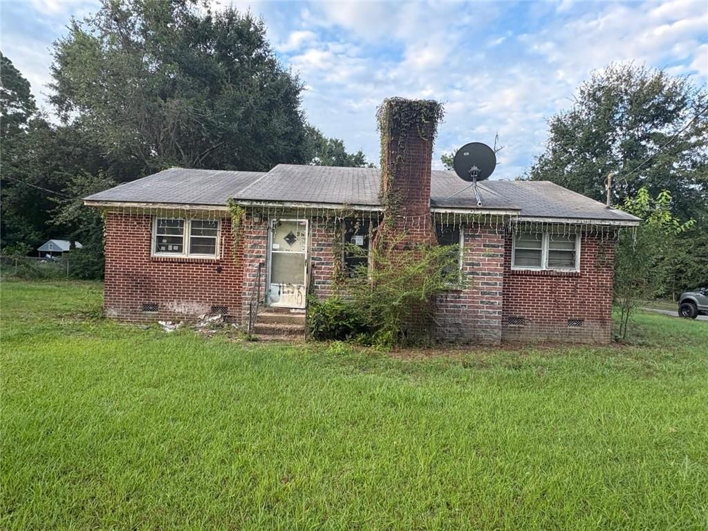 425 Hollis St., Pelham, GA 31779