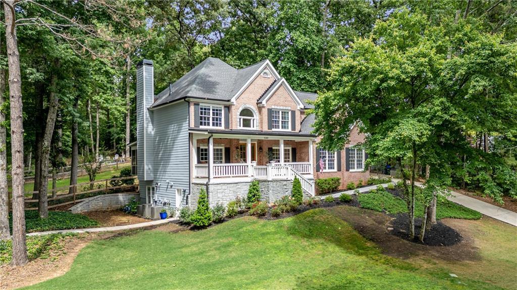 5301 NE Regency Lake Ct., Sugar Hill, GA 30518