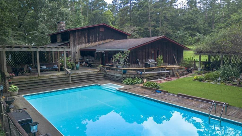 2597 Valleydale Dr., Conyers, GA 30012