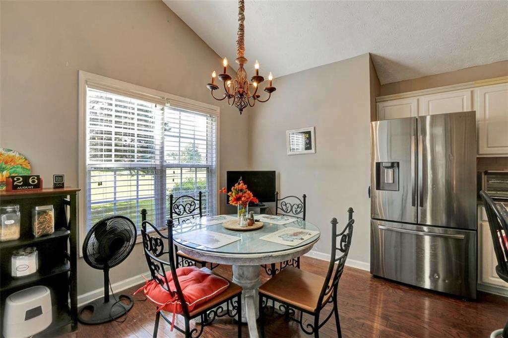 1227 Blue Springs Dr., Loganville, GA 30052