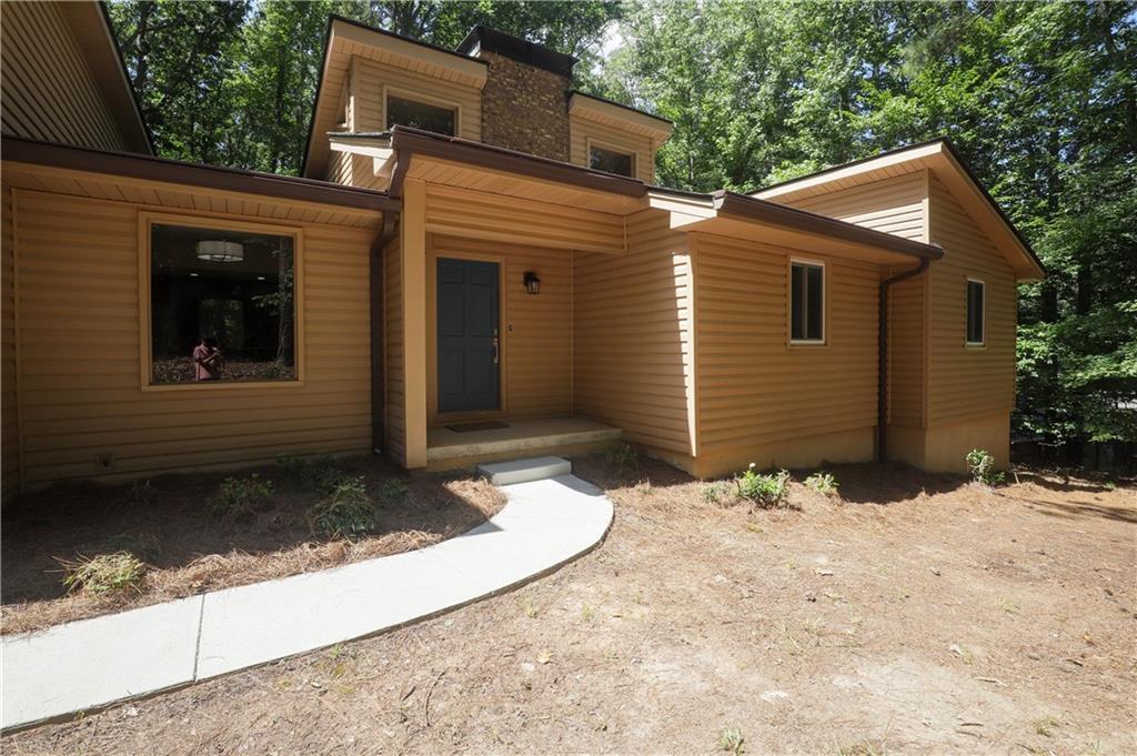 765 Spring Valley Dr., Cumming, GA 30041