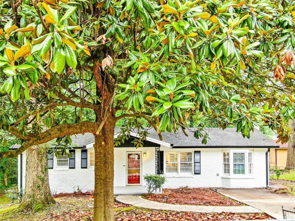 4808 Oak Ct., Ellenwood, GA 30294
