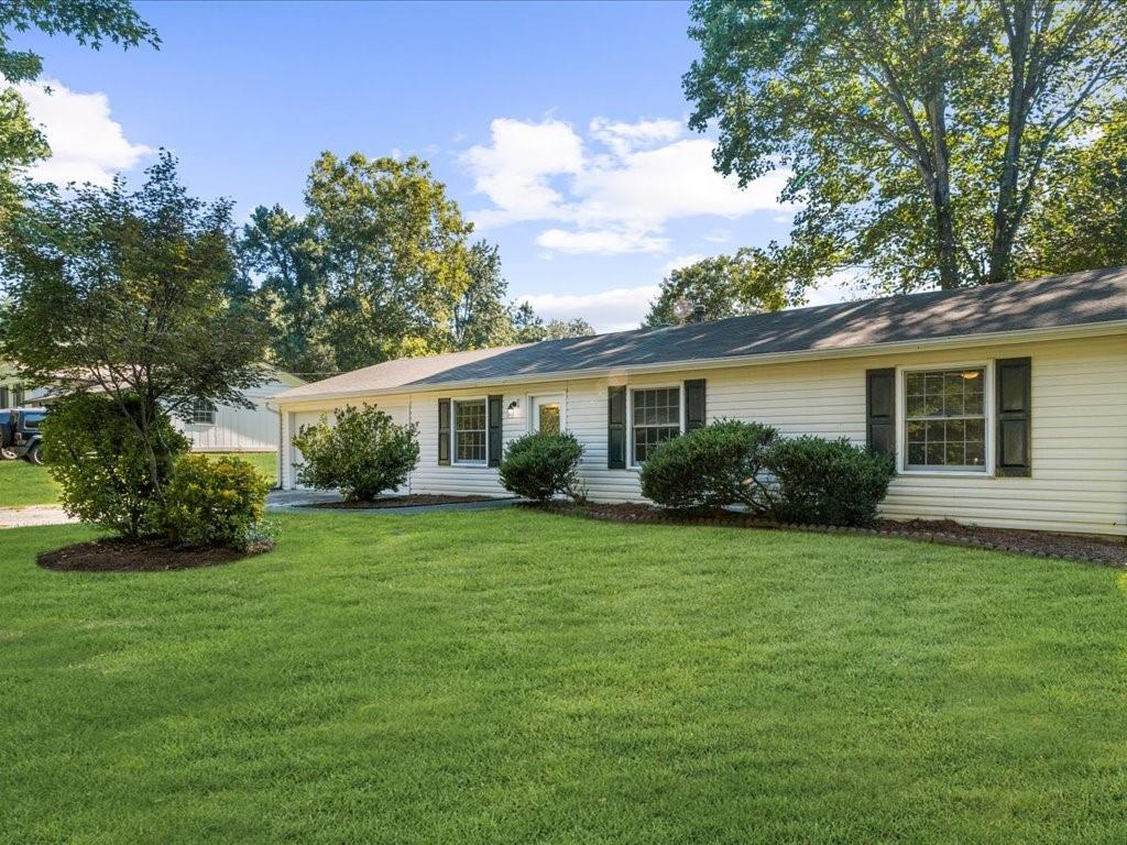 1874 North Rd., Snellville, GA 30078