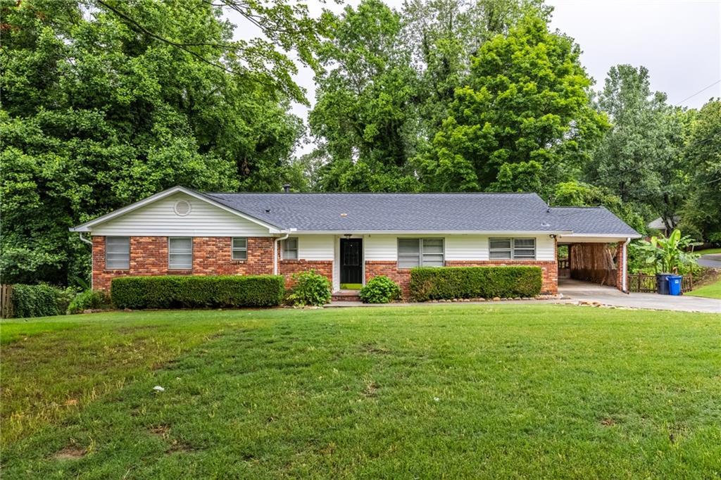 1966 Briarwood Dr., Gainesville, GA 30501