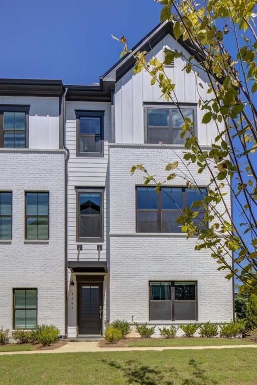 1363 Pavillion Ct. #44, Atlanta, GA 30316