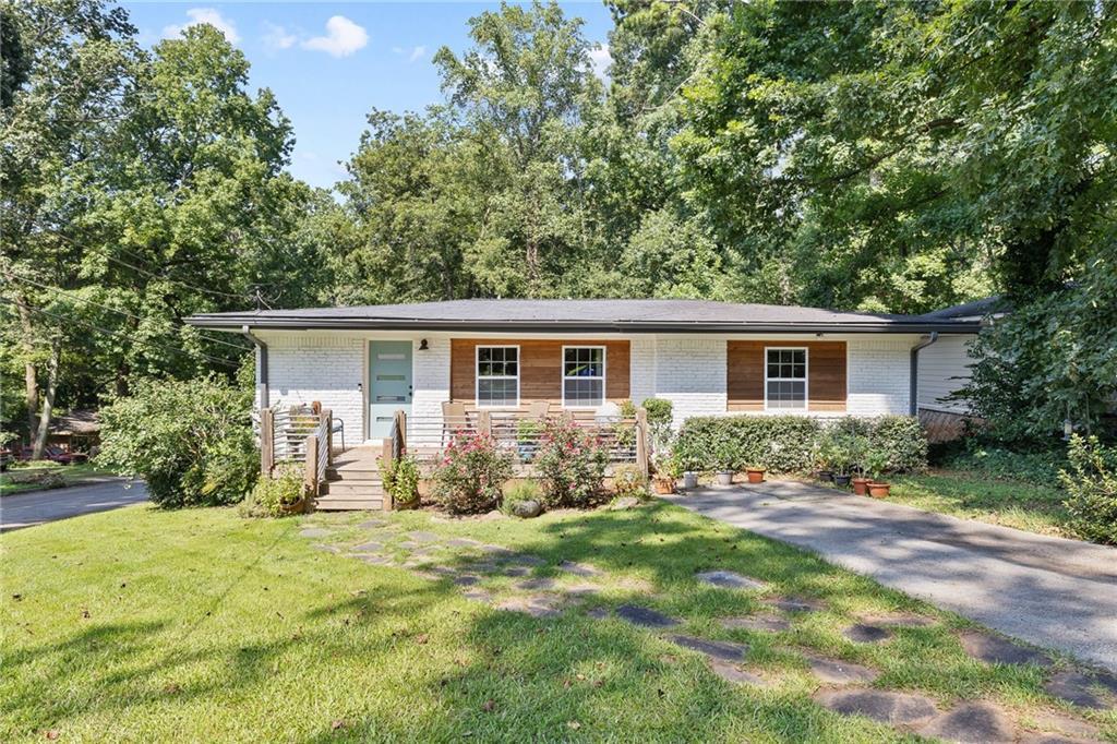 1441 David Cir., Decatur, GA 30032