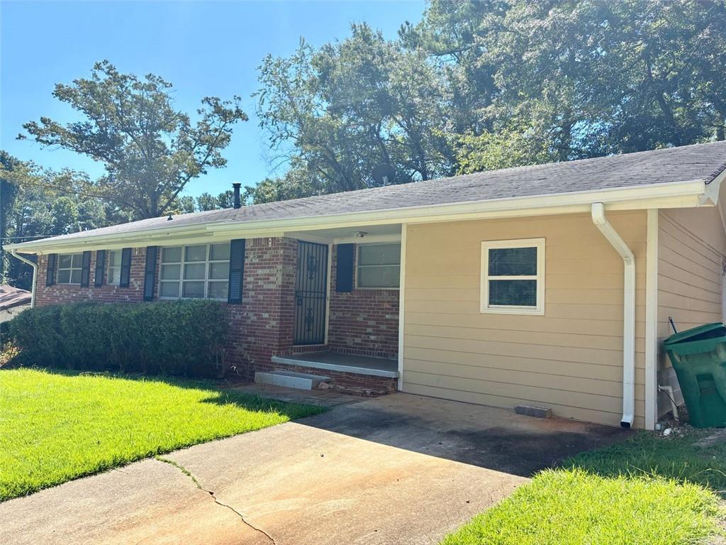 2725 Quincy Ln., Decatur, GA 30034