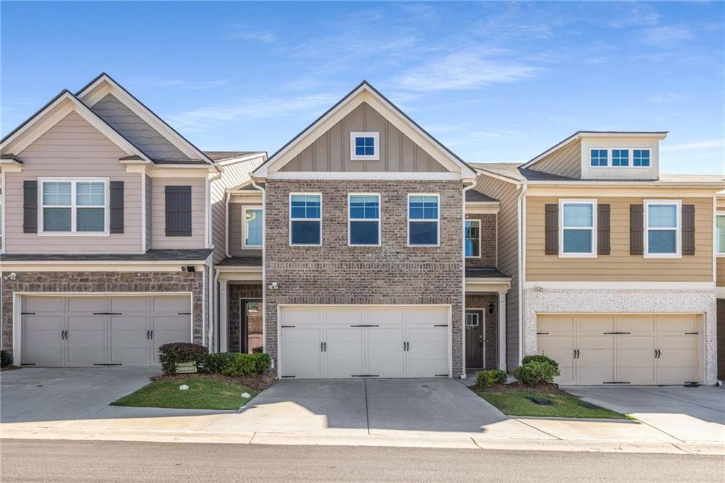 7673 Squire Ct., Fairburn, GA 30213