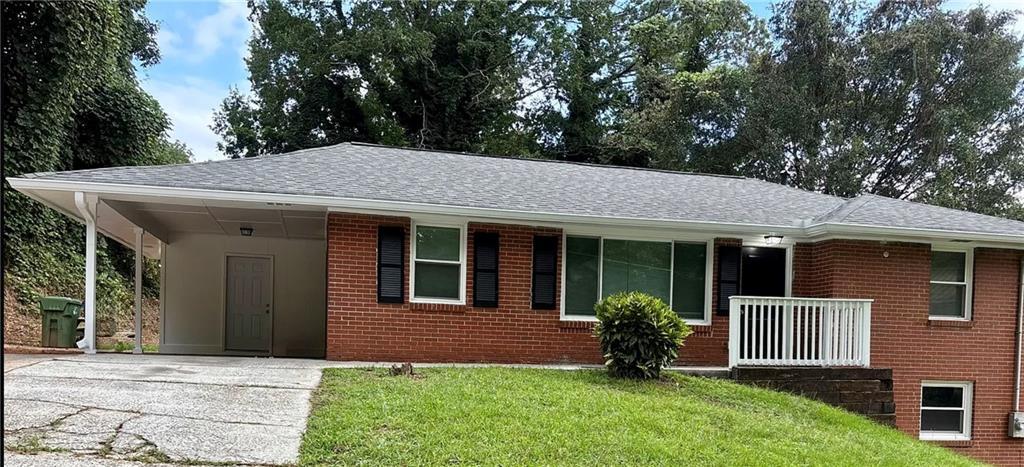 1548 Mary George Ave., Atlanta, GA 30318