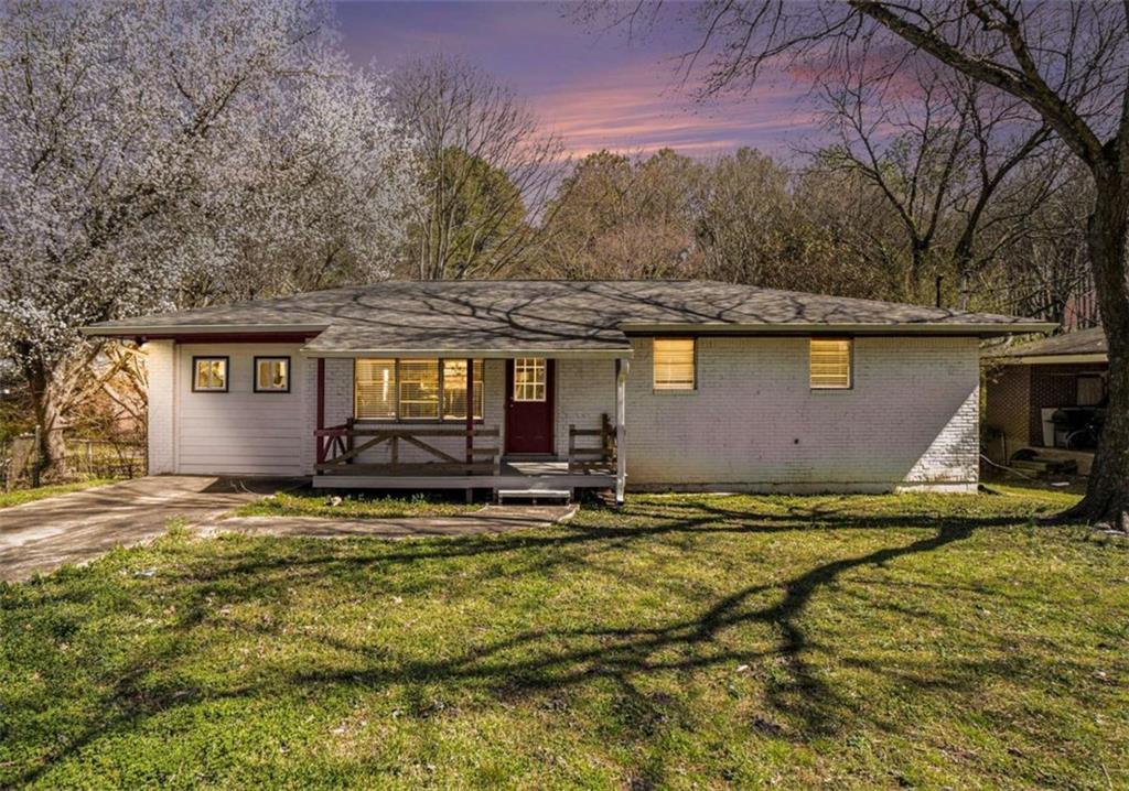 304 Mercer Dr., Jonesboro, GA 30236