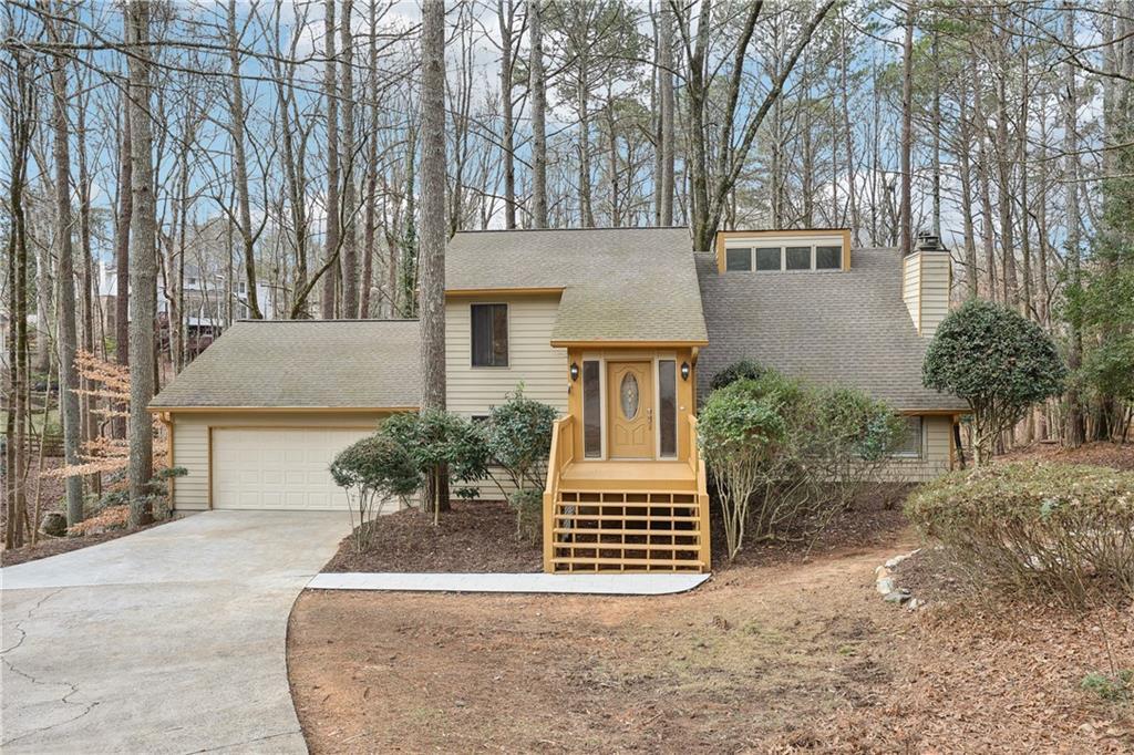 680 Branch Valley Ct., Roswell, GA 30076