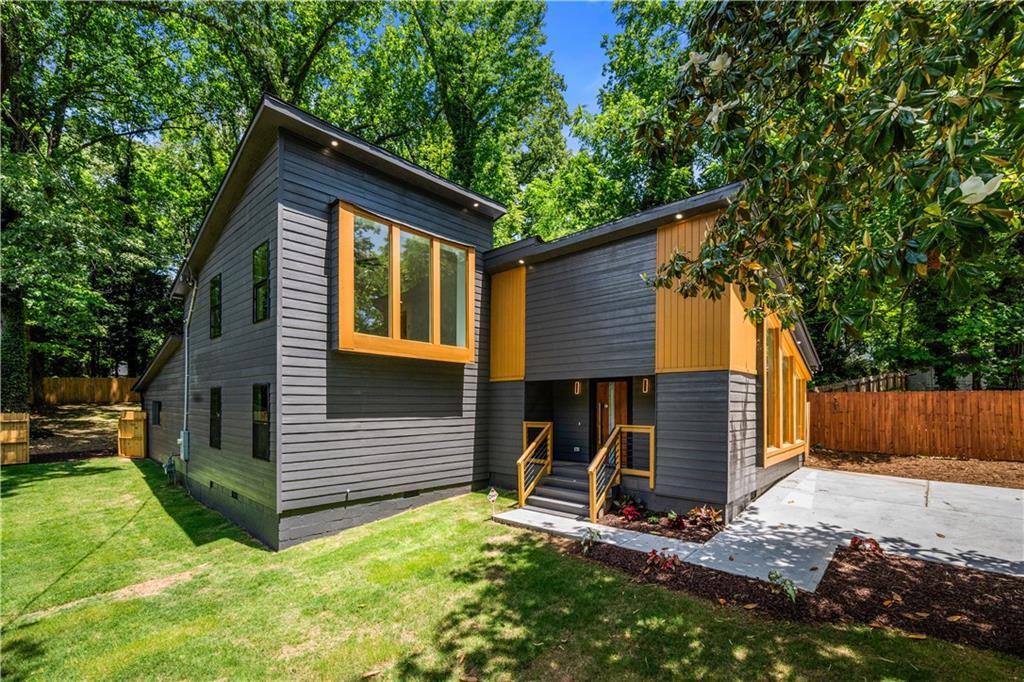 2155 Venetian Dr., Atlanta, GA 30311