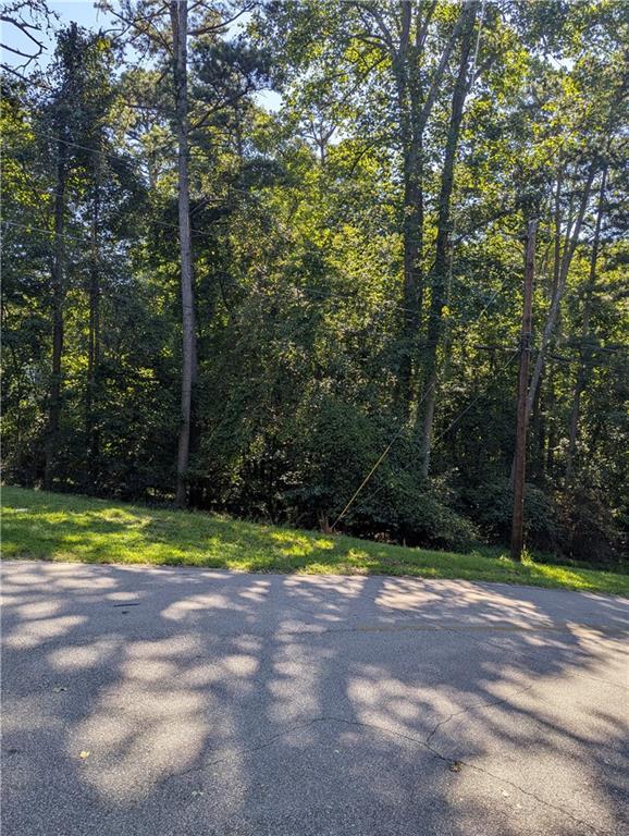 2086 Garden Rd., Gainesville, GA 30507