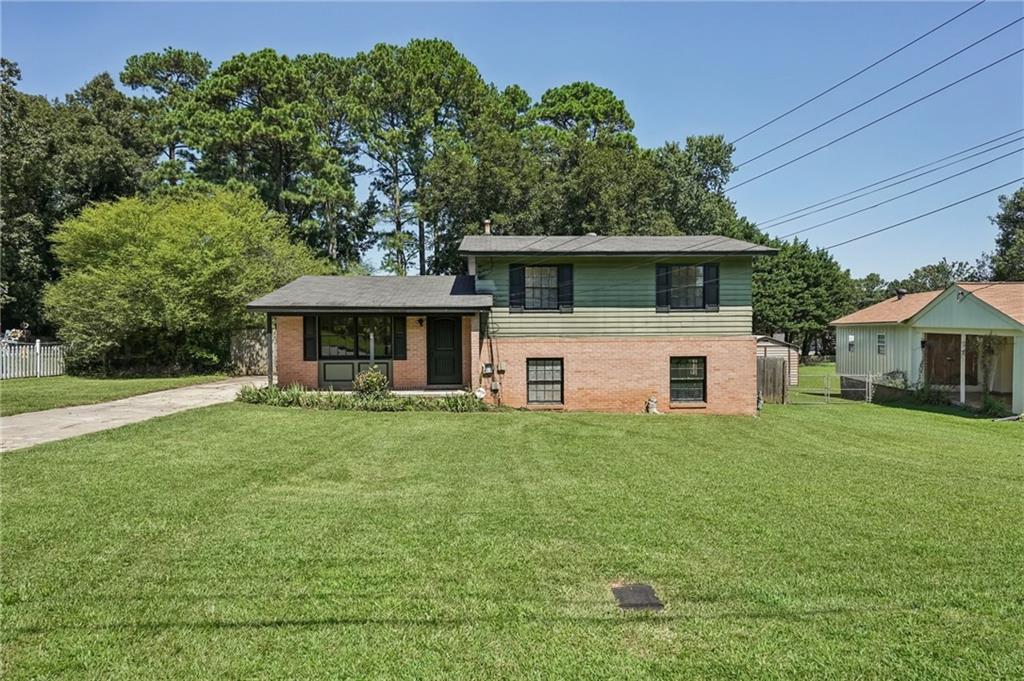 1378 Breezy Cir., Norcross, GA 30093