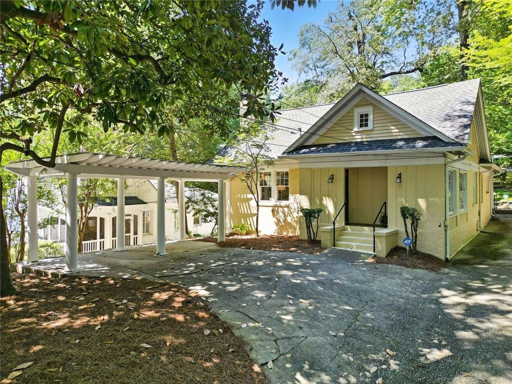 172 Lindbergh Dr., Atlanta, GA 30305