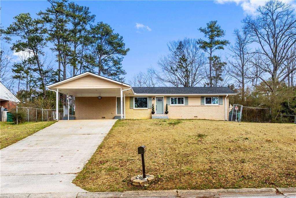 1646 Flicker Rd., Jonesboro, GA 30238