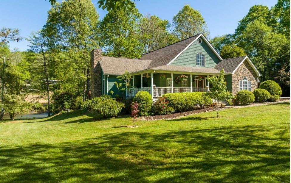 83 Licklog Rd., Ellijay, GA 30536