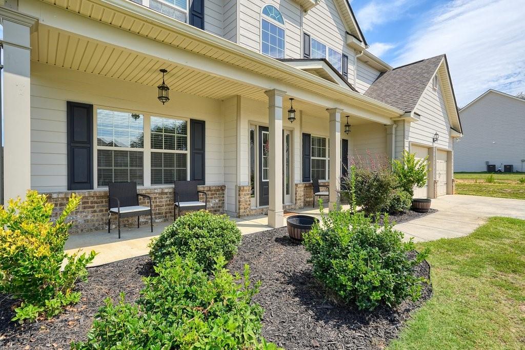 64 N Village Cir., Rydal, GA 30171