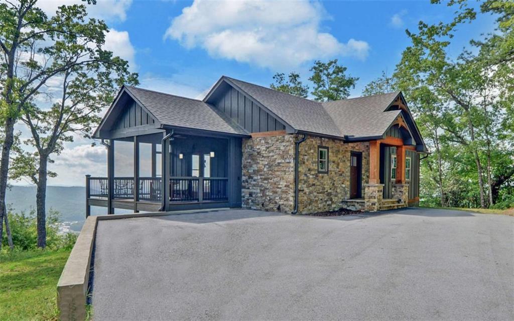 657 Winding View Tr., Clayton, GA 30525