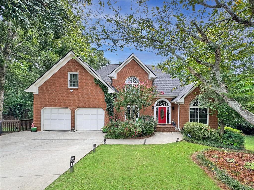 125 Pine Wood Close, Roswell, GA 30076