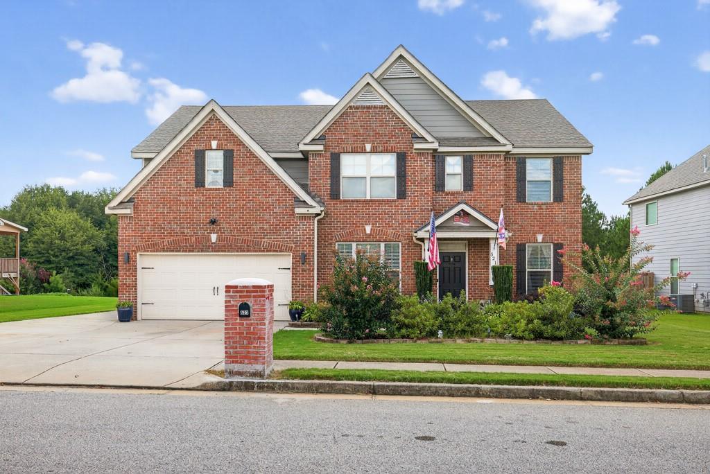 521 Georgia Cir., Loganville, GA 30052