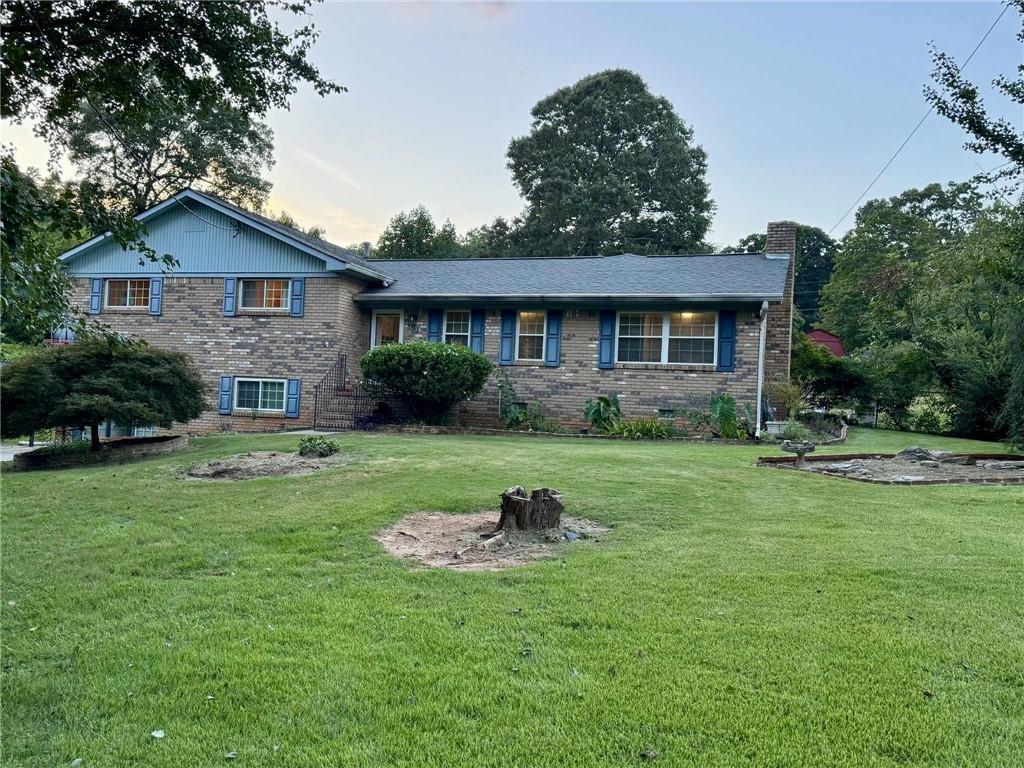 1035 Cherokee Tr., Woodstock, GA 30189