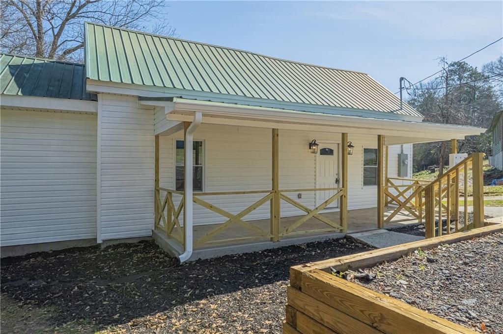 3107 Hendrix Cir, Covington, GA 30014