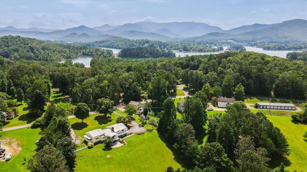 441 Mull Rd., Hiawassee, GA 30546